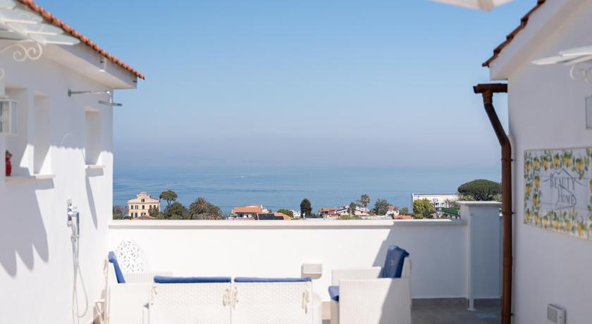 ソレント Beauty Home Sorrento 4つ星 ゲストハウス プール