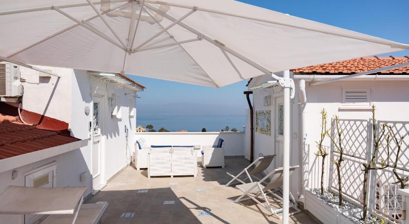 ソレント Beauty Home Sorrento 4つ星 ゲストハウス レストラン