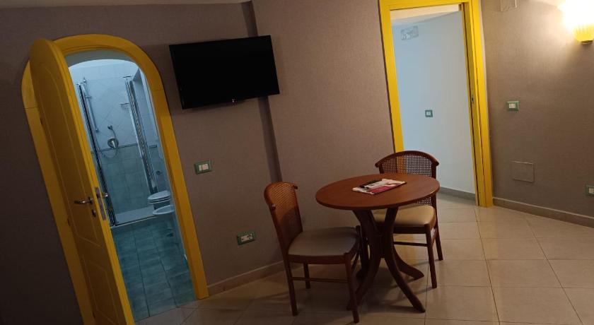 Image of Quadruple Room 16