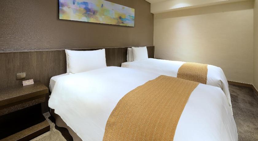 Image of Standard Twin Room 6