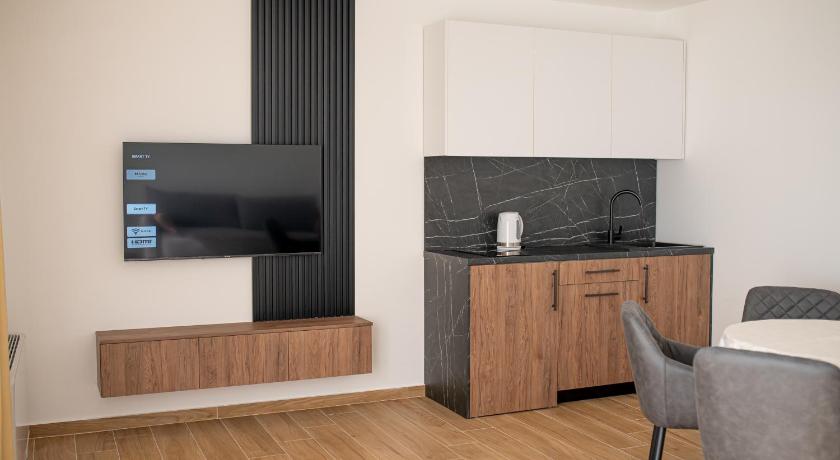 Image of Apartment with Sea View 5