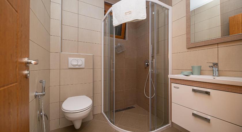 Image of Apartment with Sea View 2