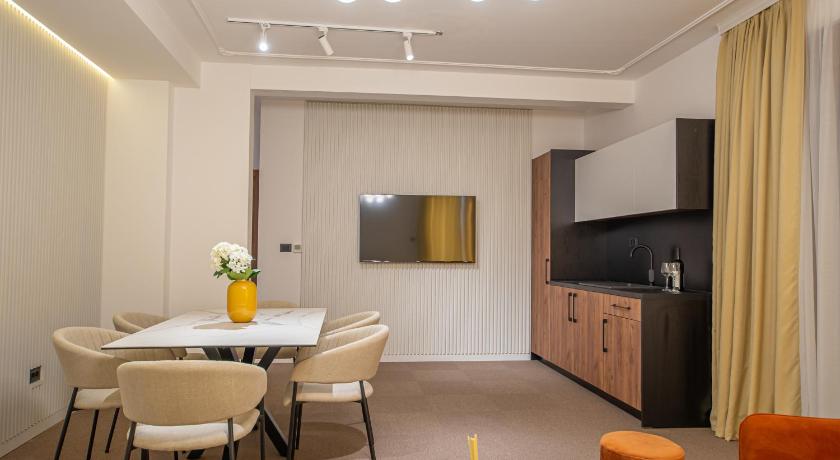 Image of Two-Bedroom Deluxe Apartment 4