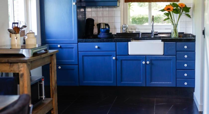 アーネム De Slaaperij 4つ星 ゲストハウス レストラン