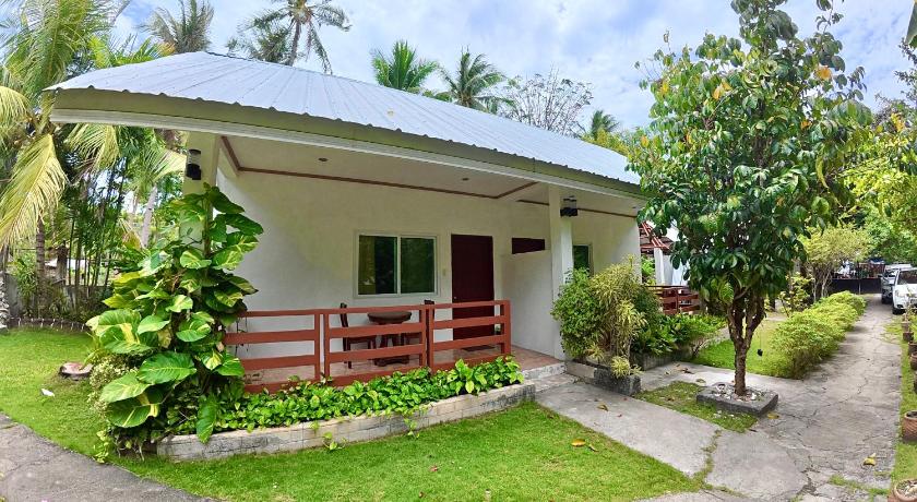 セブ The Lighthouse Resort 2つ星 ホテル 客室