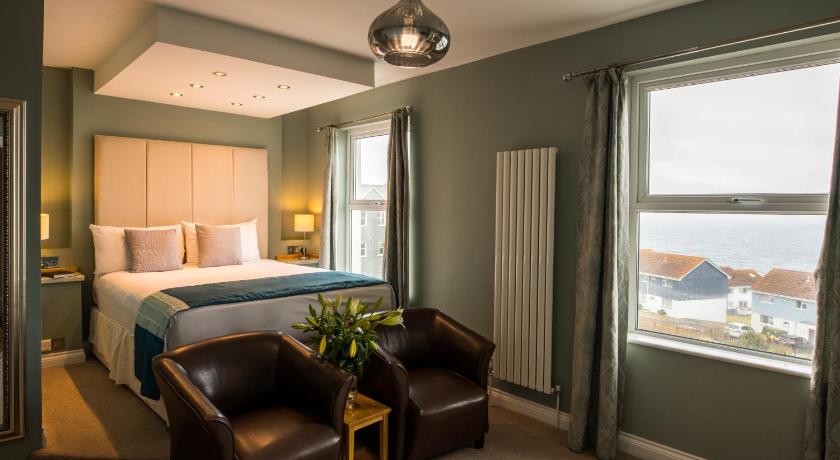 Image of Double Room with Sea View 0