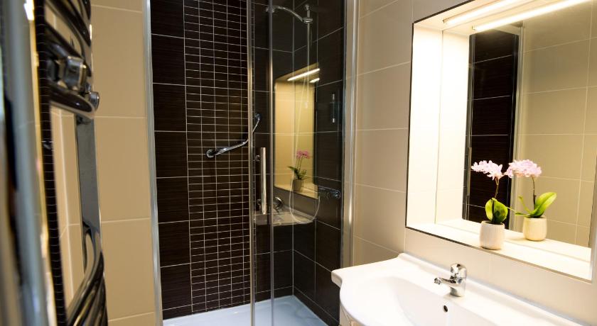 Image of Standard Double Room 2