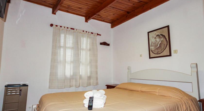 Image of One-Bedroom Bungalow 6