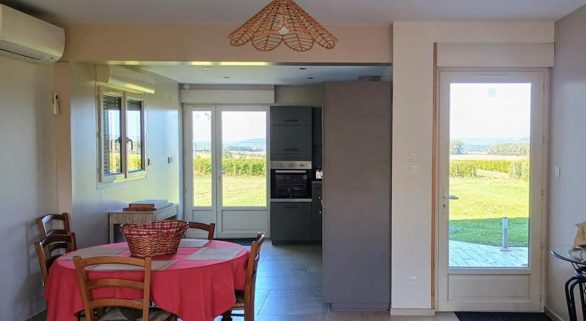 普瓦伊勒河畔卢瓦尔 Gite du coin Chardon 4星级 单人房 泳池