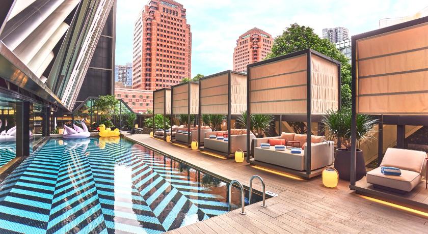 Image of Deluxe Superior Room , 1 King Bed, High Floor 6