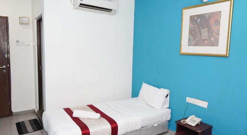 Image of Deluxe Twin Room 0