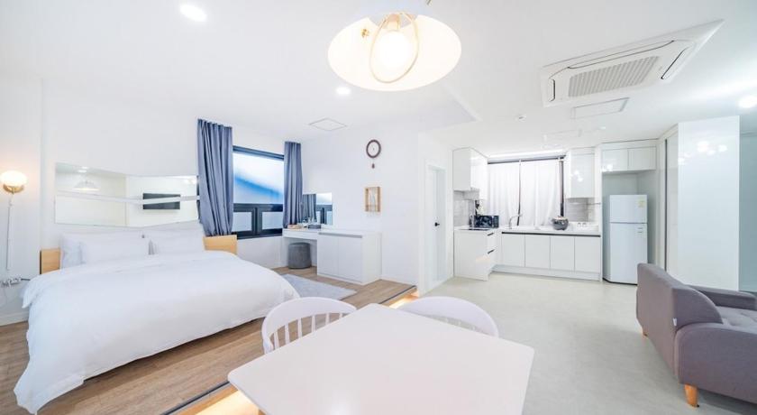 釜山 Busan Grey Sands Poolvilla Pension 3星级 民宿 大堂