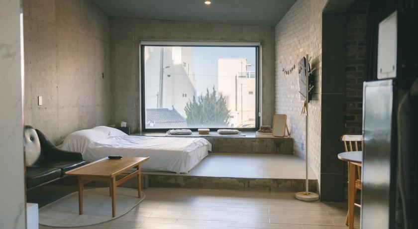 江陵 Gangneung Memory Stay Ocean View Pension 3星级 民宿 大堂