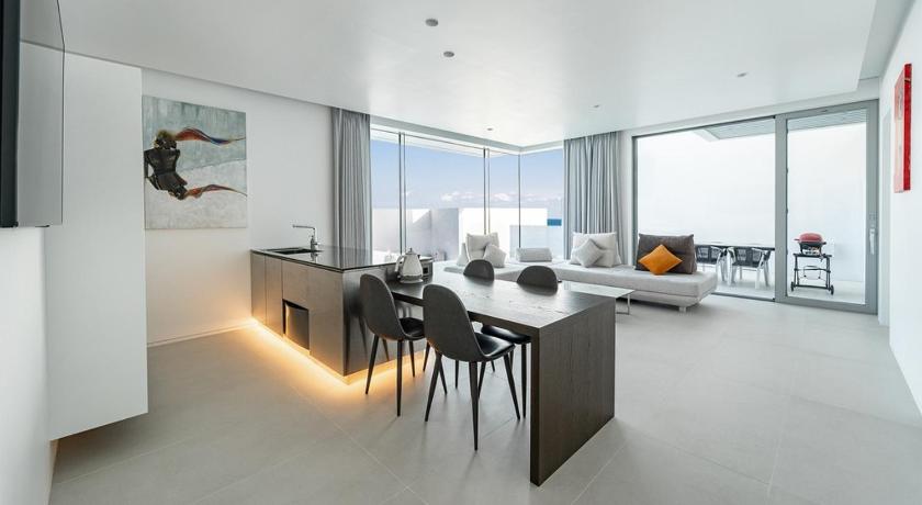 Image of A102 (Premier Suite) 1