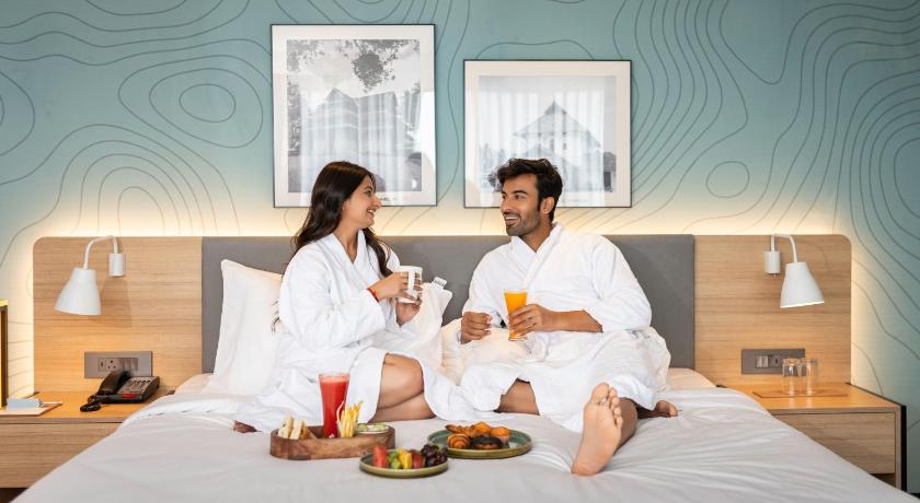 Park Inn & Suites by Radisson Thrissur East Fort - image 21
