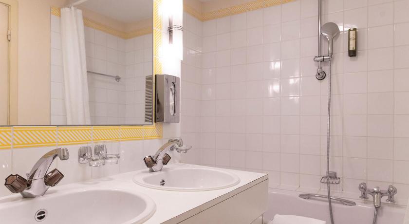 Image of Deluxe Suite 17