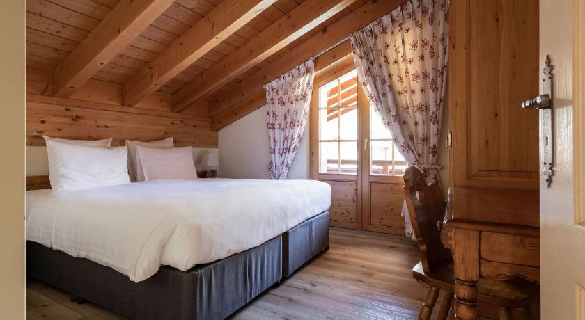 Image of Three-Bedroom Apartment - Penthouse Grand Combin 4