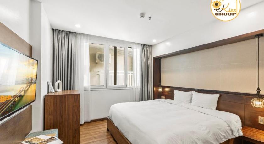 Tokyo Boutique Front Beach Hotel - image 13