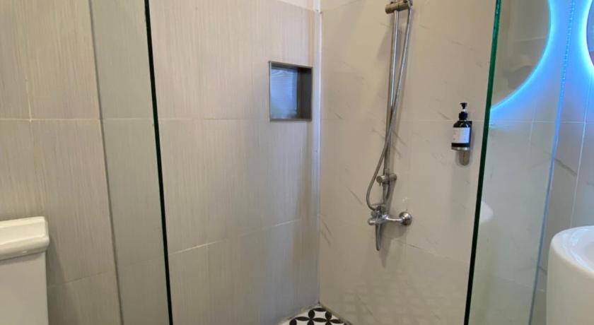 Image of King Room 7