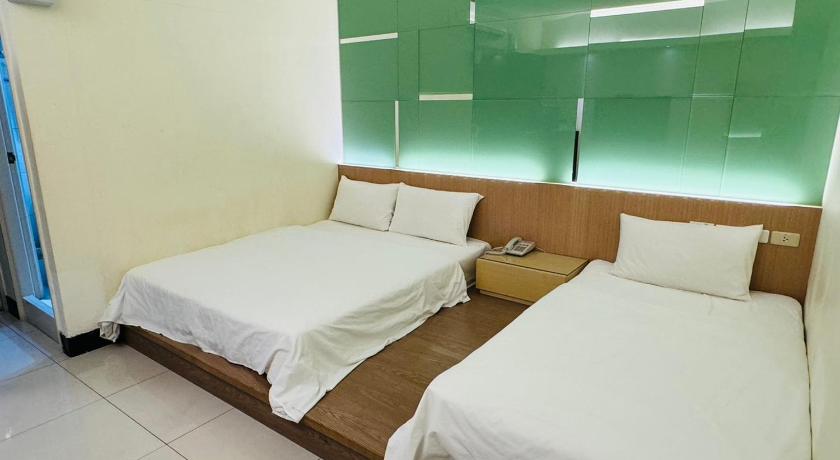 Image of Standard Triple Room 0