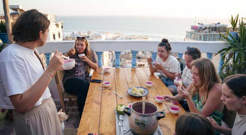 タガズート Sable beach surf camp taghazout 2つ星 ホテル スイート