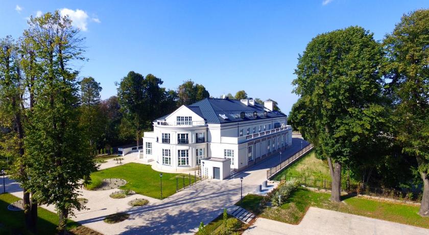 Hotel Sokol Wellness &amp; SPA — Hotel in Lancut
