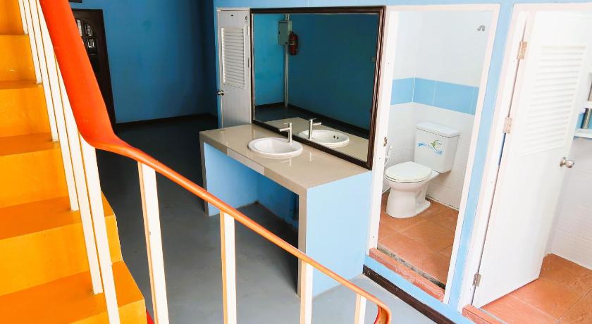 Bed Station Hostel Krabi - image 13