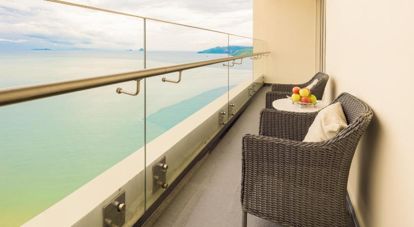 Image of 2 Bedroom Grand Suite 1