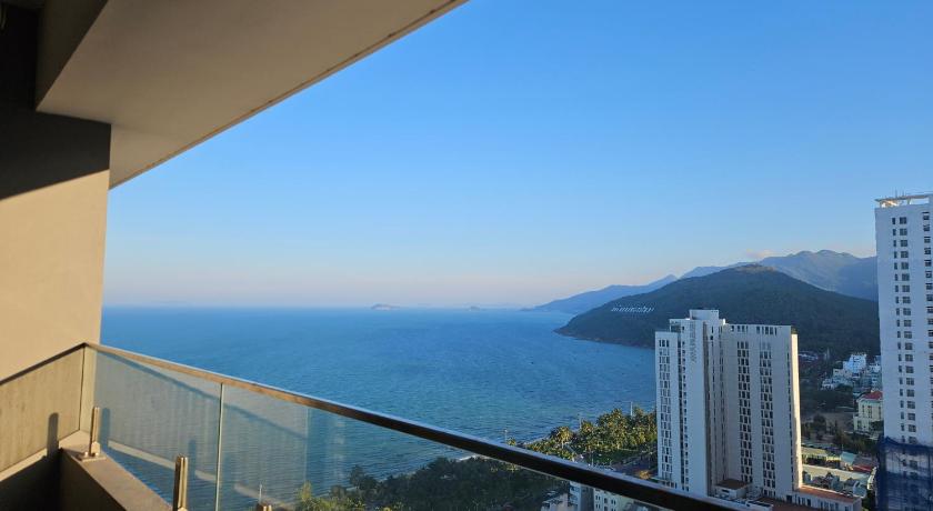 Flc Sea Tower - Chang House Apartment - image 23