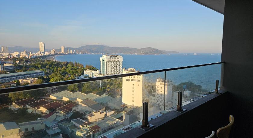 Flc Sea Tower - Chang House Apartment - image 22