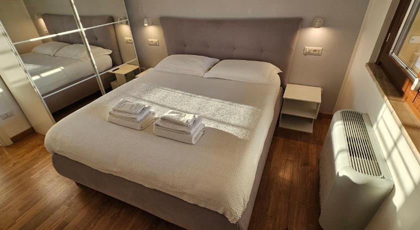 ローマ Relaxing Apartment With View 4つ星 シングルルーム スイート