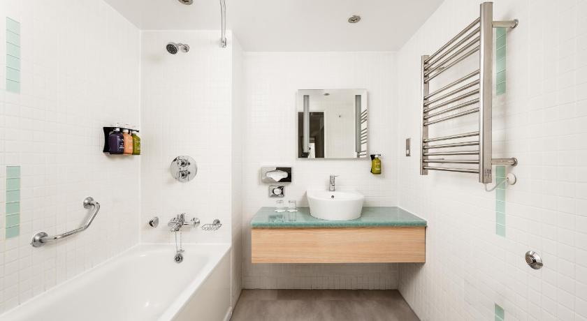 Image of 1 Double Bed Premium 2
