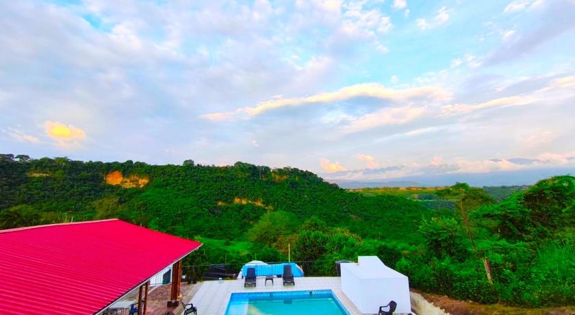 Villa Laura Lorena - Anapoima