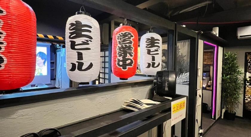 Fukuoka 飲み放題カラオケお菓子食べ放題付元飲食店のエンターテイメント物件大人数可天神駅徒歩5分 3-Star Accommodation exterior