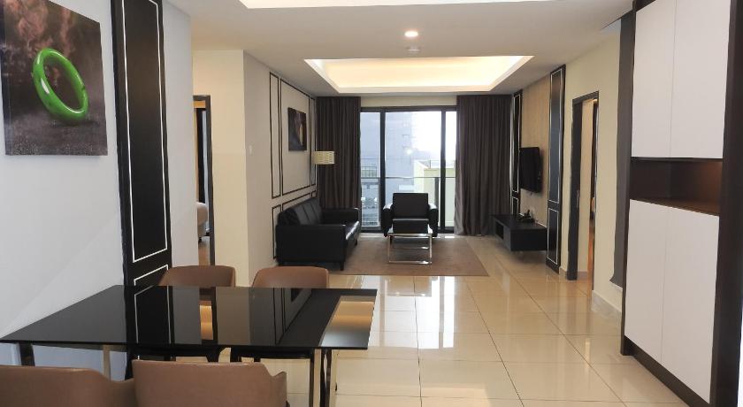 Image of 3 Bedroom Suite 7