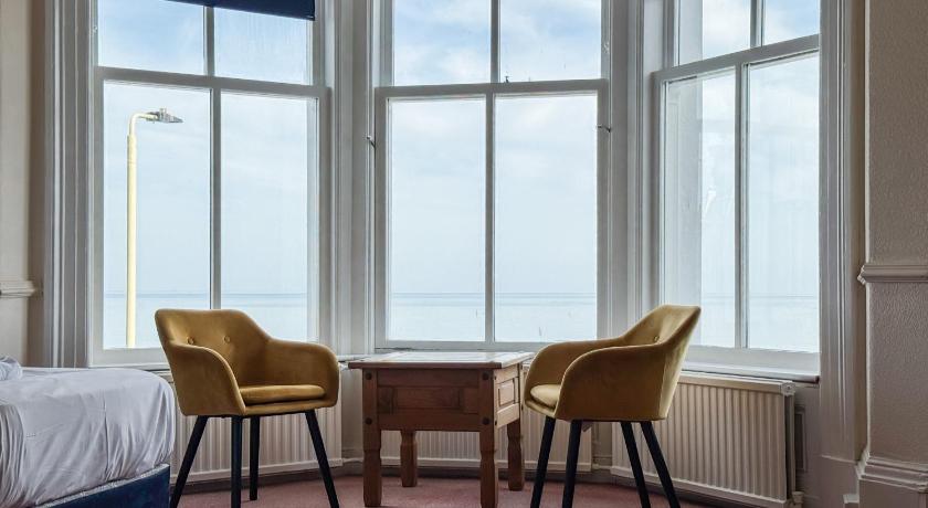 Image of Double Room with Sea View 5