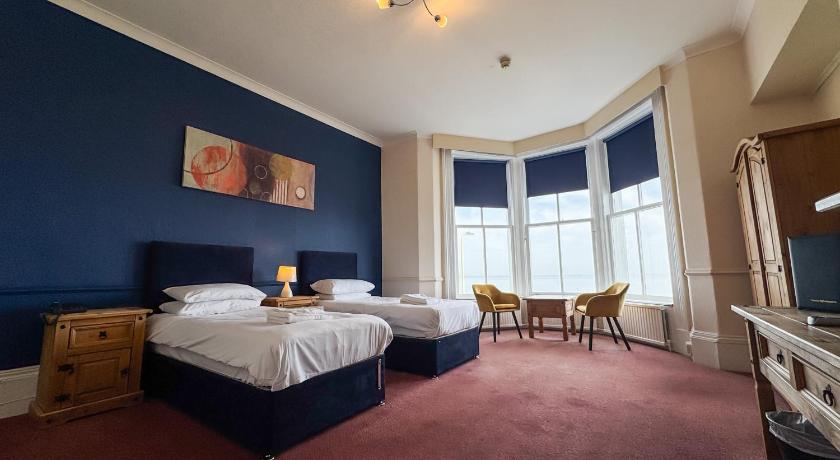 Image of Double Room with Sea View 0