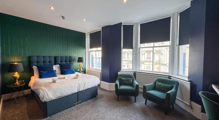 Image of King Room with Sea View 0