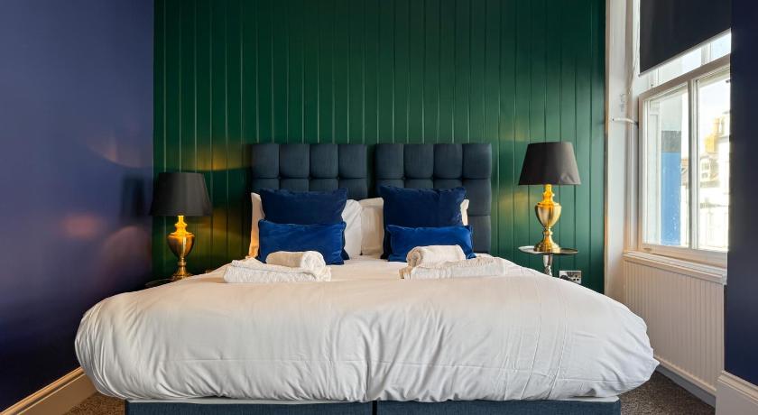 Image of King Room with Sea View 1