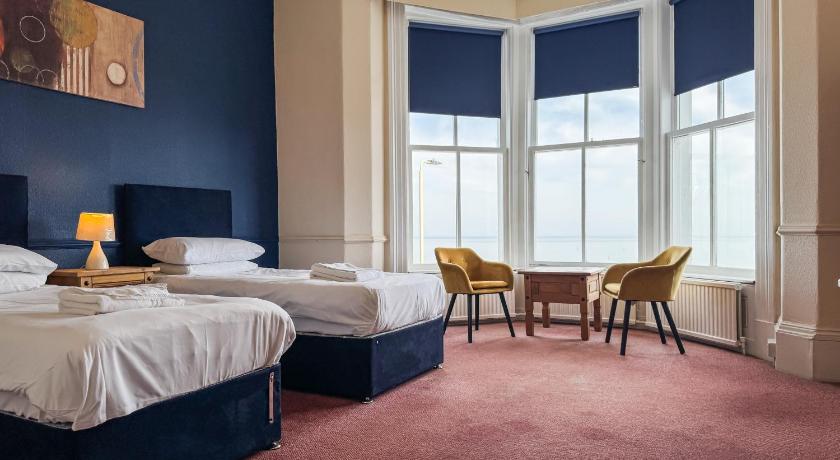 Image of Double Room with Sea View 4