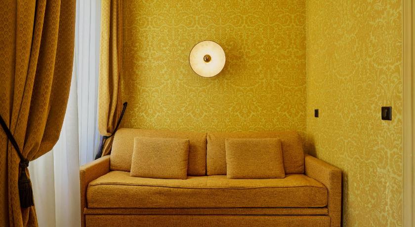 Image of Deluxe Double or Twin Room 16