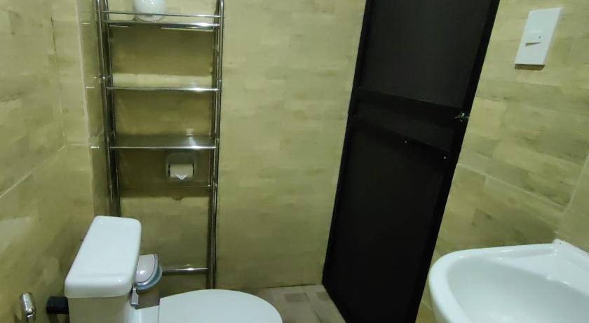 Inn Ka Kay Mame - image 21