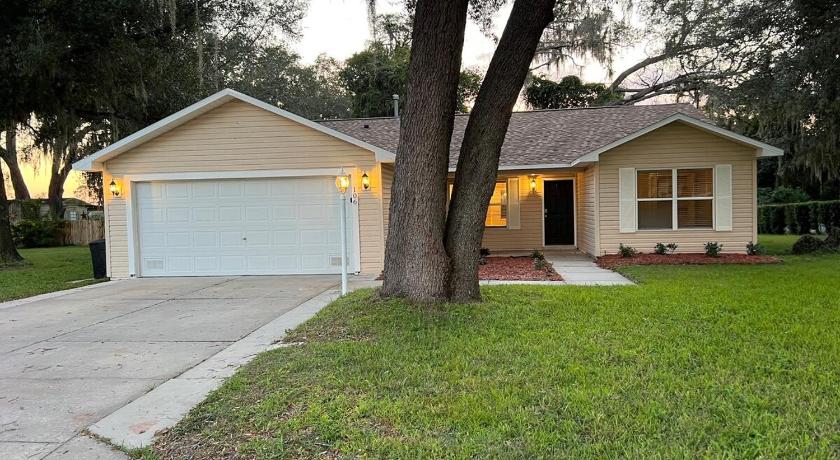 더 빌리지스 (FL) Get cozy in this Renovated home by the Villages 4성급 숙소 객실