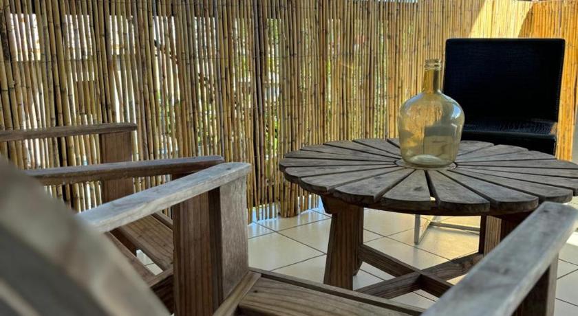 Foto de Le Cactus spacieux appartement Mamoudzou hyper centre avec vue jardin - Reserva con descuento Agoda