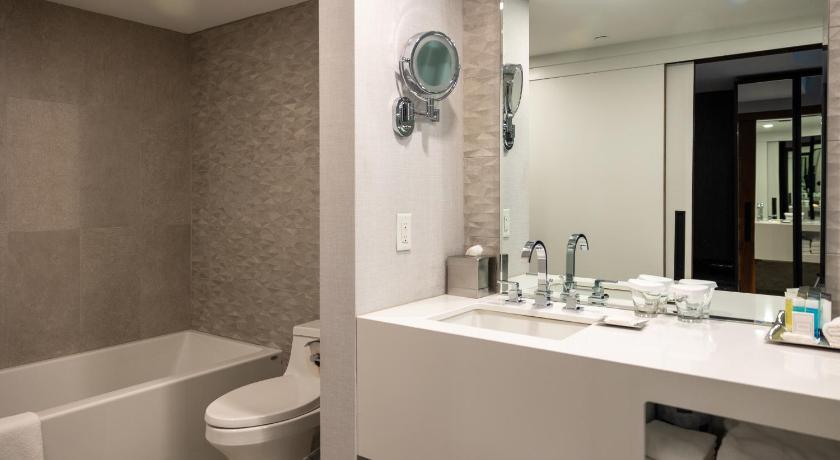 Image of Bi-Level Presidential Suite 2