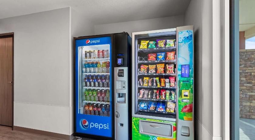 피닉스 (AZ) WoodSpring Suites Gilbert - Mesa Gateway Airport 숙소 외관