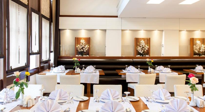 Blanca Hotel - image 7