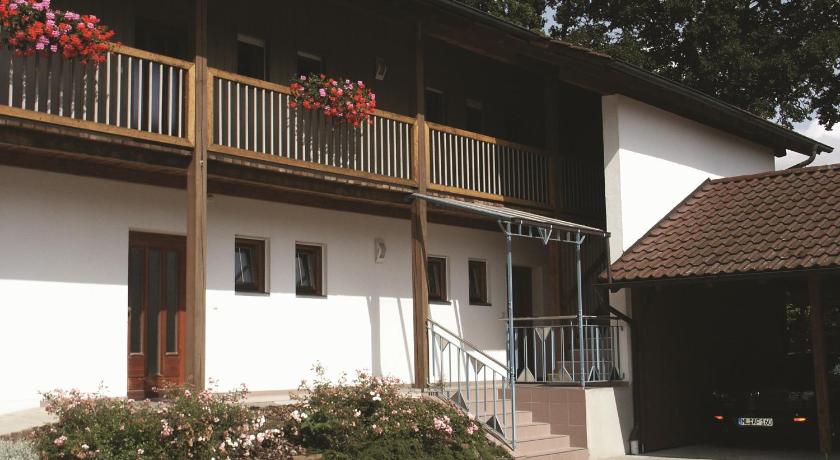 Gastehaus Leithen, Bad Birnbach, Germany Photos, Room Rates & Promotions
