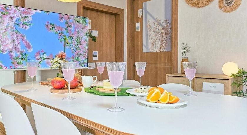 Ulsan #Daewangam Park #Seuldo Island #Ilsan Beach # OnDam Stay #Rest 3-Star Accommodation lobby