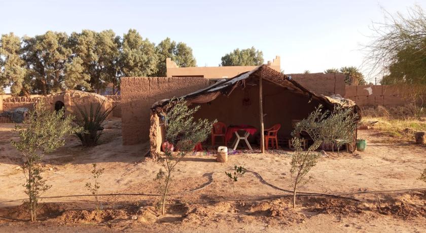 La Maison-Berbere Mhamid Desert Tours